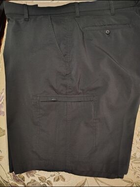 2 Chaps Black & Biege Golf Shorts with Navy Label